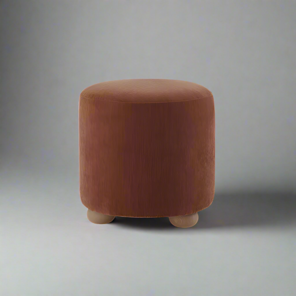 Maru Pouffe