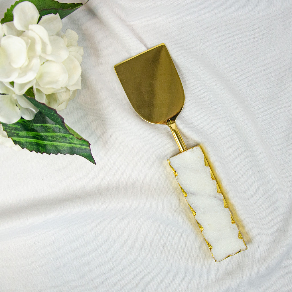 Alice White - Marble Cake Server