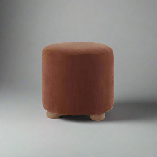 Maru Pouffe